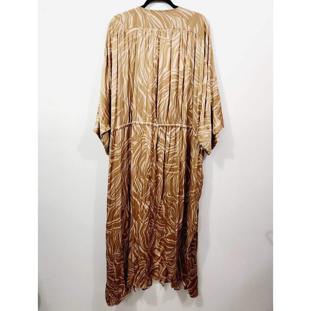 H&M Tan Patterned Jacket - Picture 3 of 10
